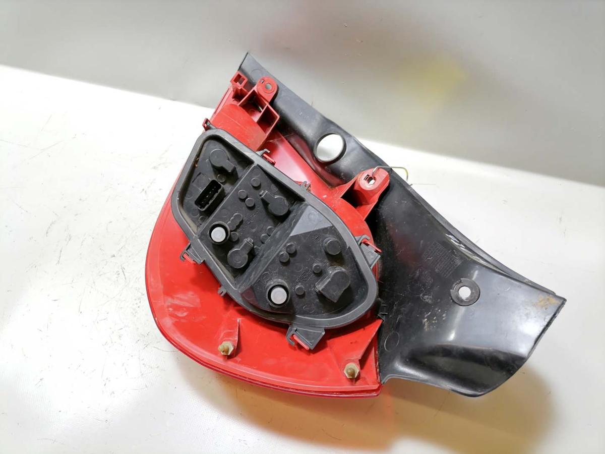Renault Clio 3 original Rücklicht Rückleuchte links BJ05